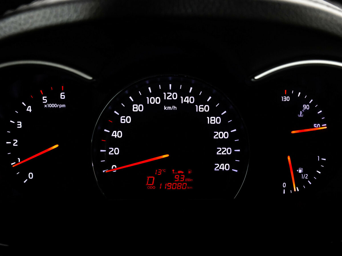 Kia Sorento II Рестайлинг, 2013 Фото №15