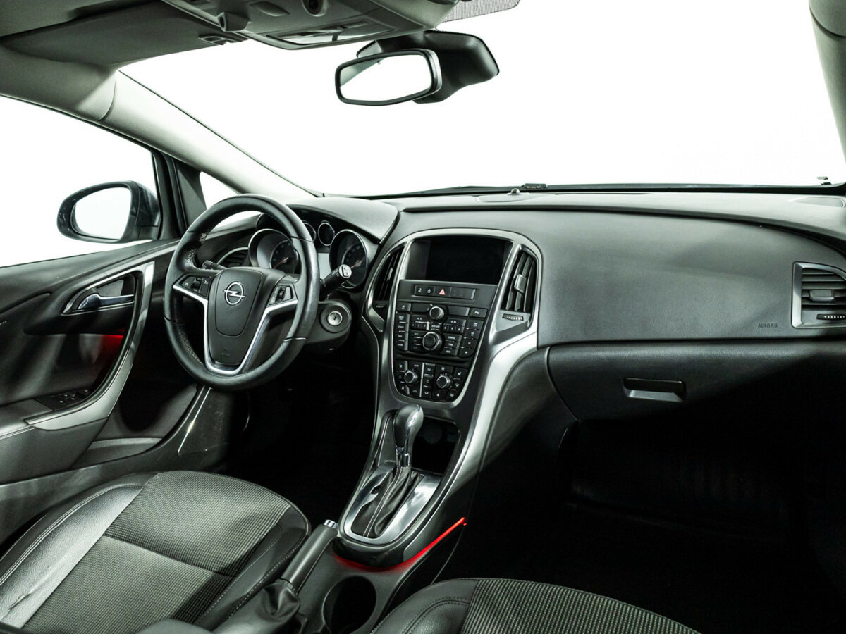 Opel Astra J, 2012 Фото №9