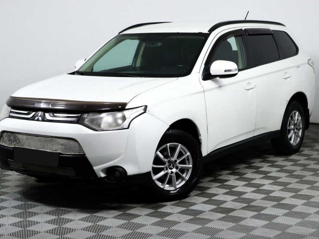 Mitsubishi Outlander, 2013 Фото №1